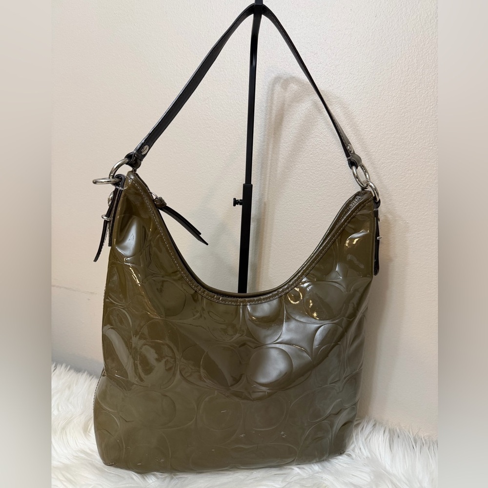 Coach Glossy Olive Shoulder Bag#F16172
